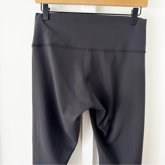 LULULEMON black wunder train high-rise crop - Picture 8 of 9